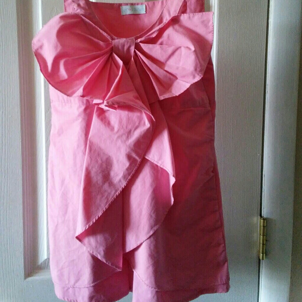 Lovely Dress with Bow detail